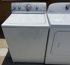 Maytag washer & whirpool gas dryer works great