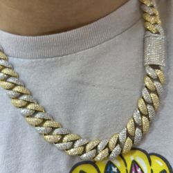 Moissanite Cuban Chain