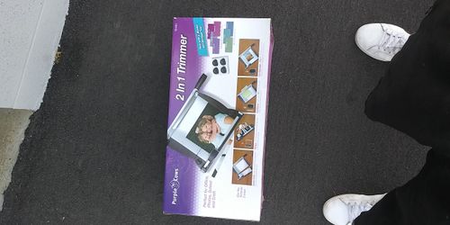 Scrapbook paper cutter