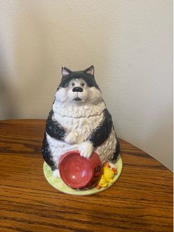 Vintage cat cookie jar with music