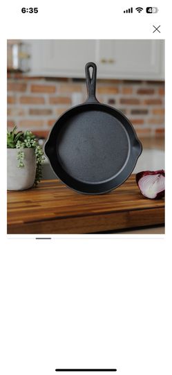 Cast Iron Pan 10