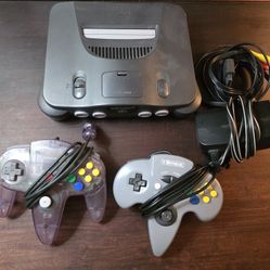 Nintendo 64 N64 Video Game Console w/ 2 Controllers, All Cords