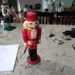Santa Nut Cracker 