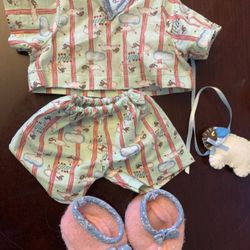 Muffy VanderBear Set (pajamas,slippers,felt sheep toy)