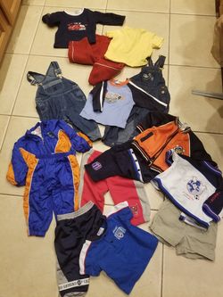 Baby boy's size 12 months clean clothes, excellent condition