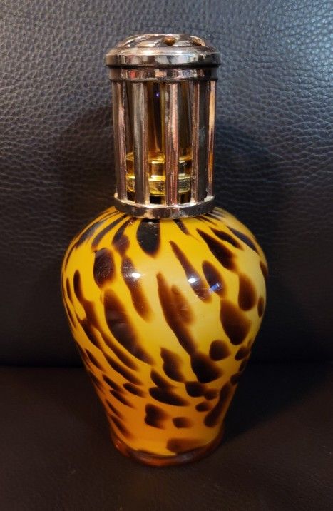 Leopard Fragrance Lamp- NEW 29.00