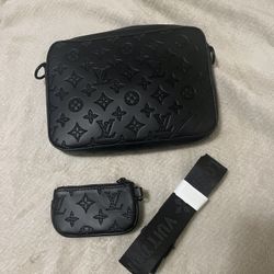 Louis Vuitton Black Bag Set 