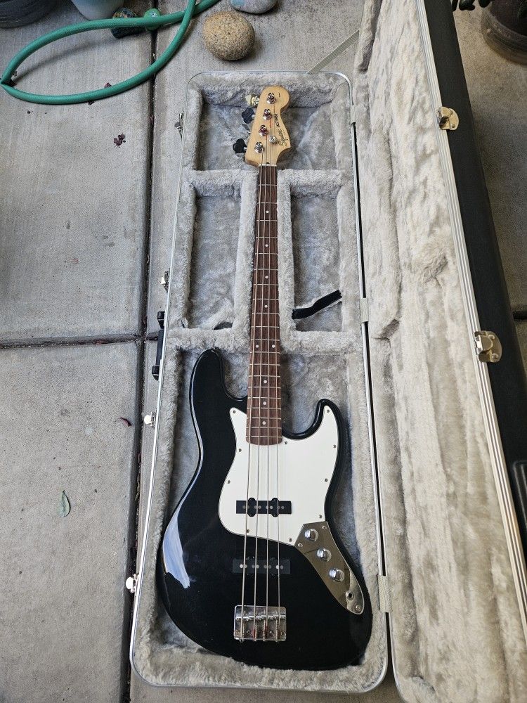 2002 20th Anniversary Squire Jazz Bass