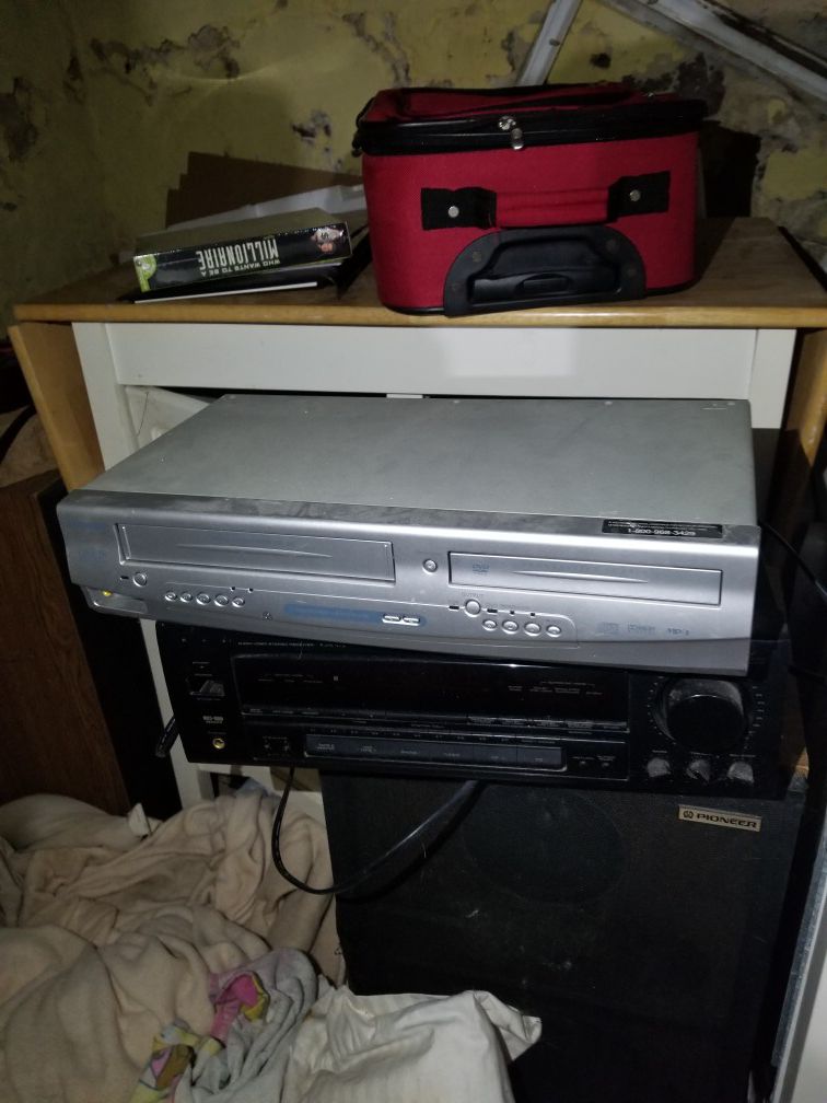 VHS plus CD/DVD player