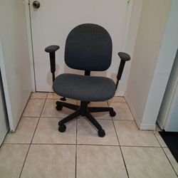 Control Room Chair 💺 With Adjustable Liver Protection & Hand Sides Protection Light WIGHT & Stable & Strong