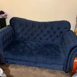 Set Of 2 velvet couches. Negotiable.