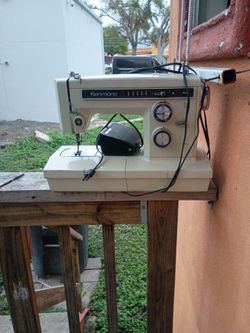 Kenmore heavy-duty portable sewing machine