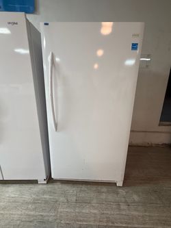 White Upright Freezer Energy Star Rated π·οΈ$299