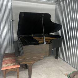 AB Chase Piano 