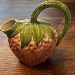 Jay Willfred Strawberry Pitcher Portugal