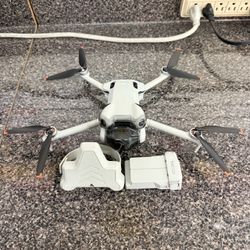DJI Mini 4 Pro Drone