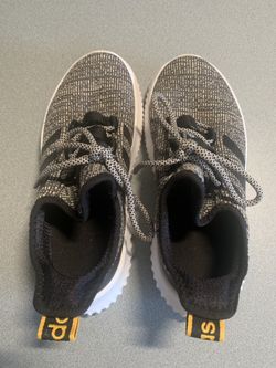 Like New Boys Kids Grey Adidas Cload Foam Running Shoes 