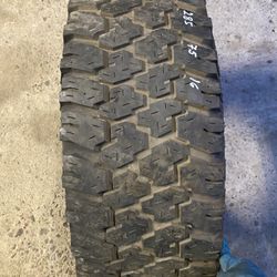 One Tire LT 285 75 16