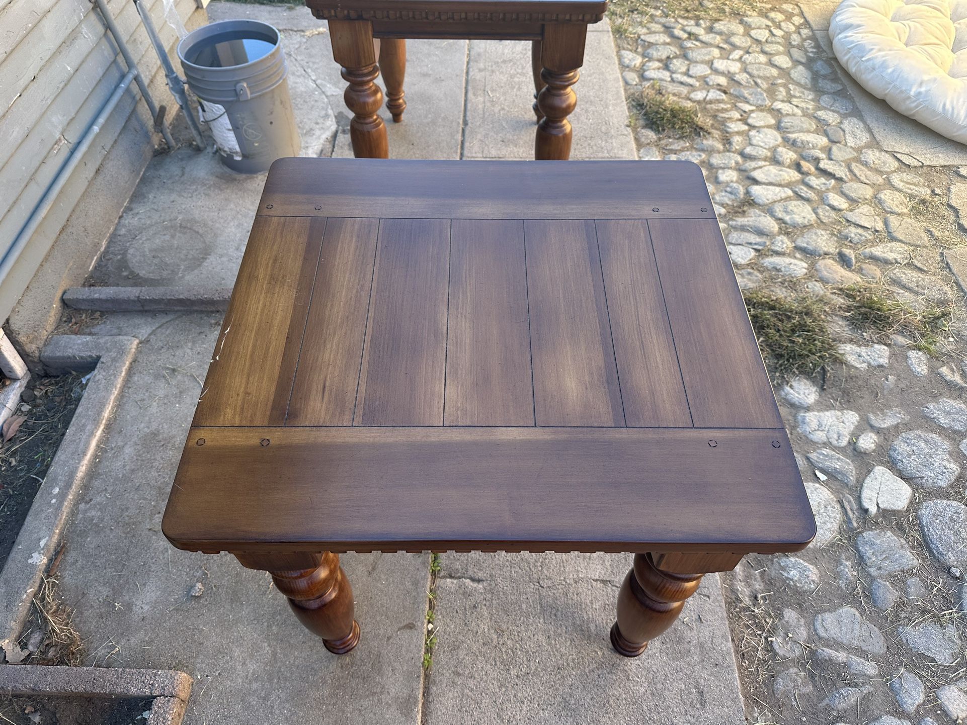 End Tables Sturdy Wood/ Mesas De Centro Madera Sólida