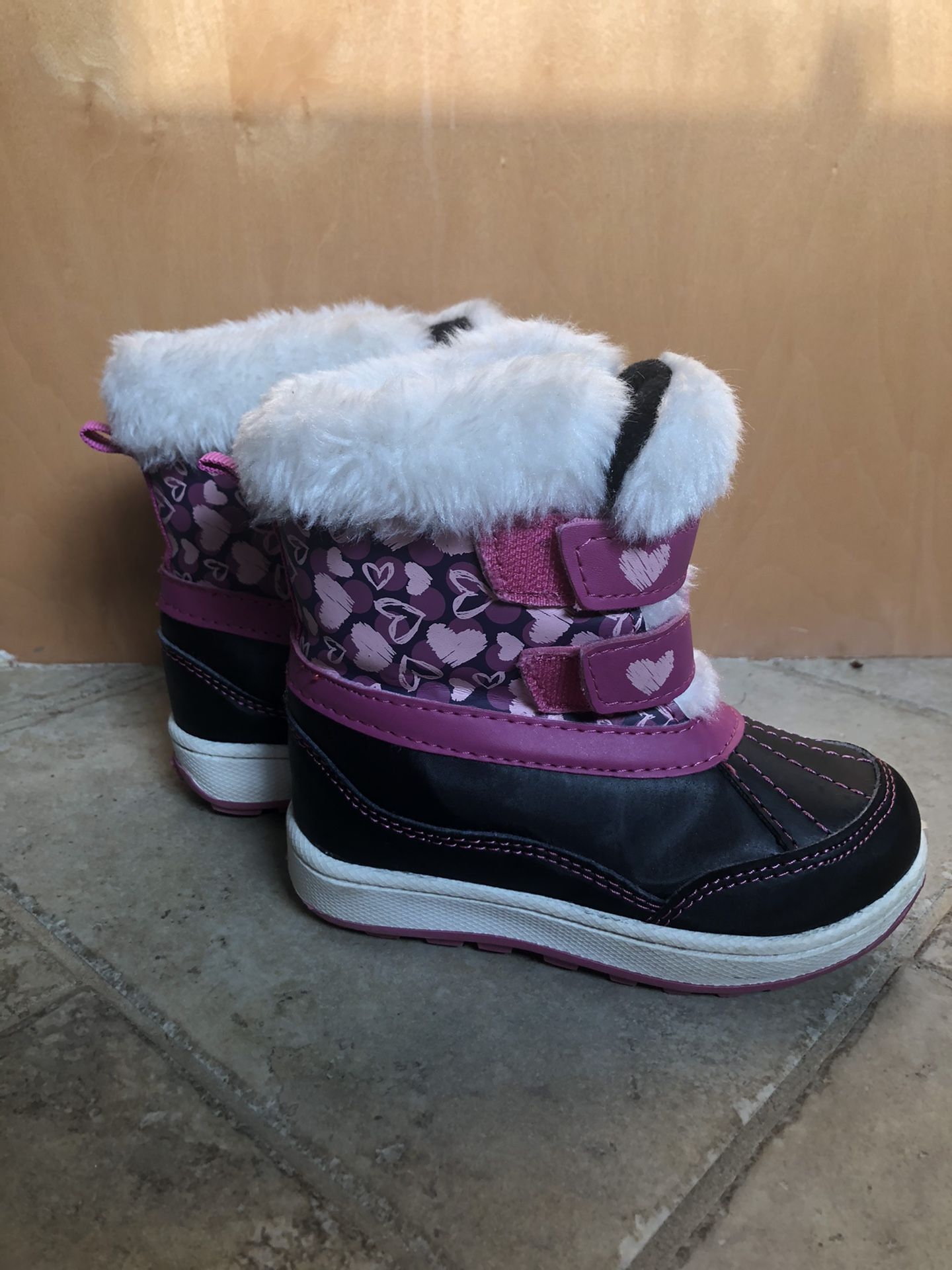 Girls snow boots