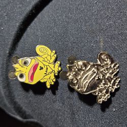 2014 Disney Pin Set Of 2 Pascal Frogs Hidden Mickey