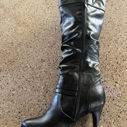 Boots Size 7 