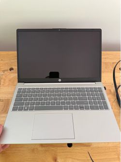 15" HP 12th Gen i7 16 GB 64 Bit Touchscreen Laptop