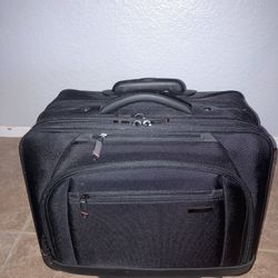 Samsonite Dile Luggage 