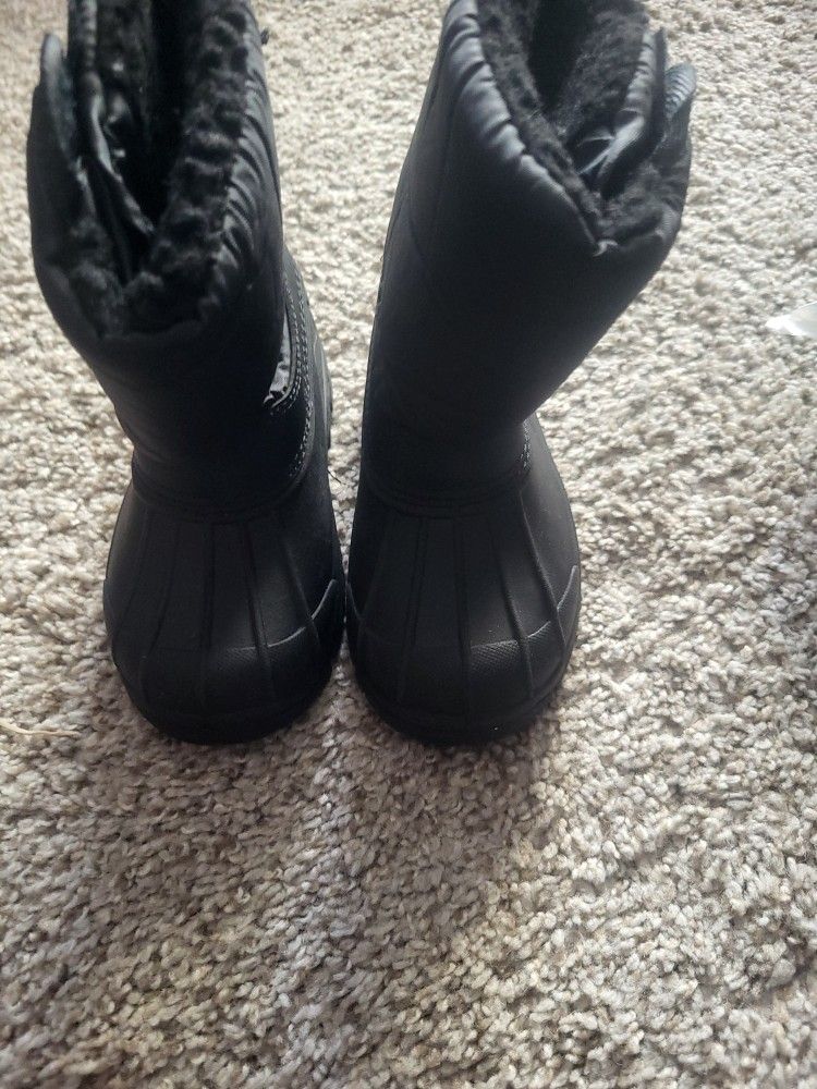 Toddler Snow Boots Size 9