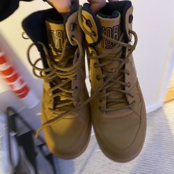 Men’s Shoes