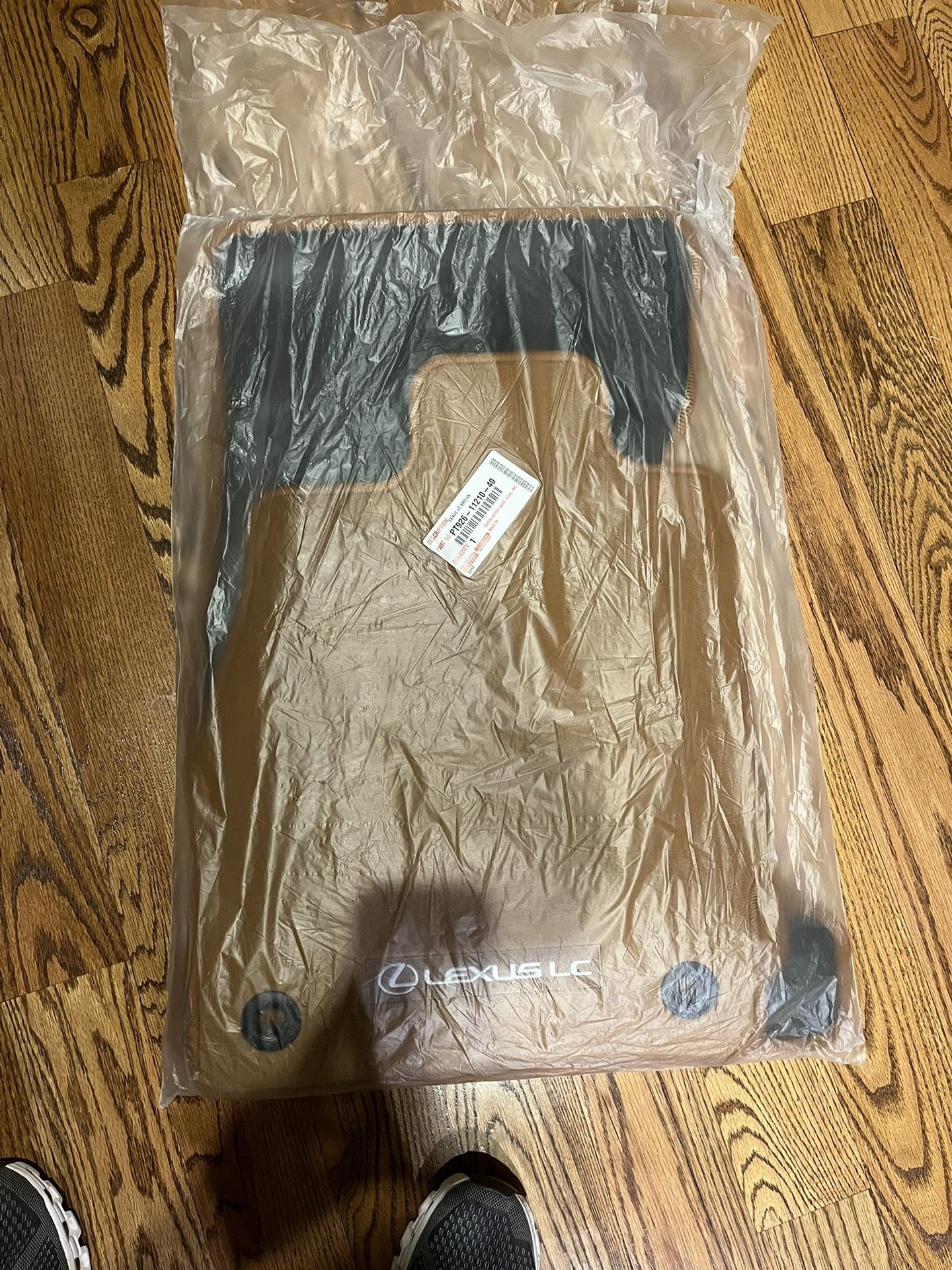 Lexus Lc 500 Floor Mats. Brand New. Brown Color.