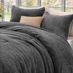 Queen Comforter Set - Furry Grey Leaves Pattern Faux Fur Bed Set, Winter Ultra Soft Fuzzy Comfort Set, Velvet Bedding Set for Bed with 2 Pillow Cases