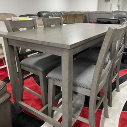 HIGH TABLE WITH 4 CHAIRS 