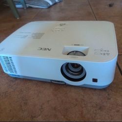 NEC Movie / TV / Laptop Projector