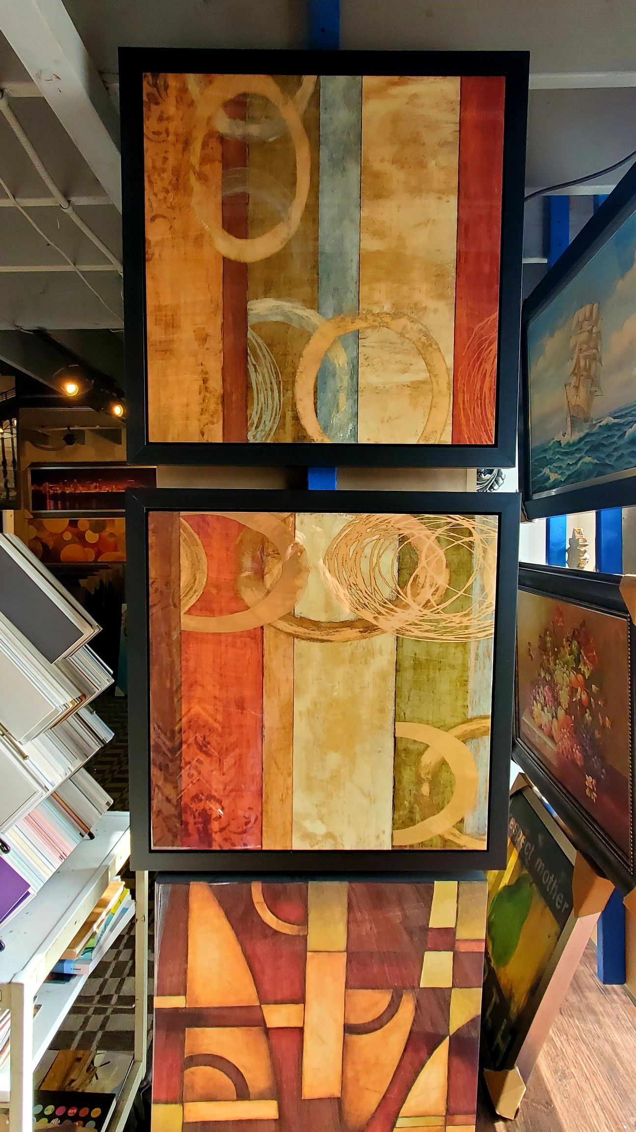 Abstract pictures with floating frame