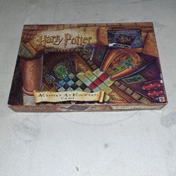 Harry Potter And The Sorcerer's Stone Mystery At Hogwarts Board Game In Excellent New Condition (Is Complete Nothing Missing)