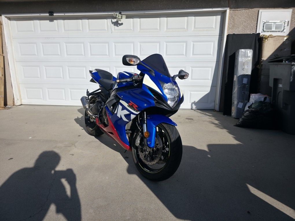 2016 Suzuki Gsxr