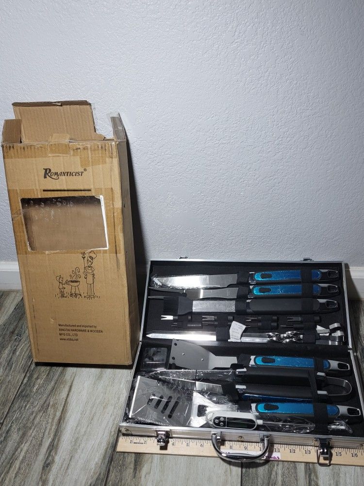 20pc Heavy Duty BBQ Grill Tool Set in Case