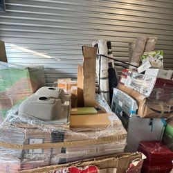 Liquidation of 11 Assorted Pallets
