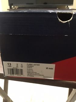 LOOK!!! Reebok Classics. Men’s Size 13