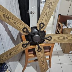 Ventilador De Techo Grande Muy Bonito 