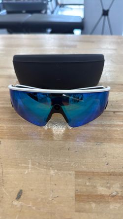 Oakley meta glasses