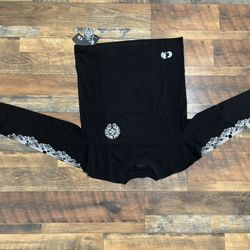 Black chrome heart long sleeve designer horseshoe deal!!🚨SIZE MEDIUM