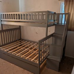 Bunk Bed. Twin Top And Full Bottom W/ Trundle. Sleeps 3