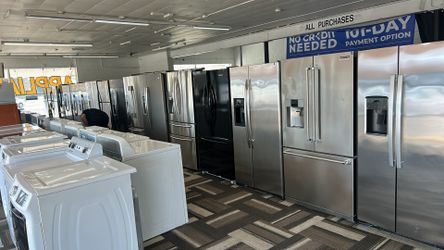 Large Refrigerator Selection 