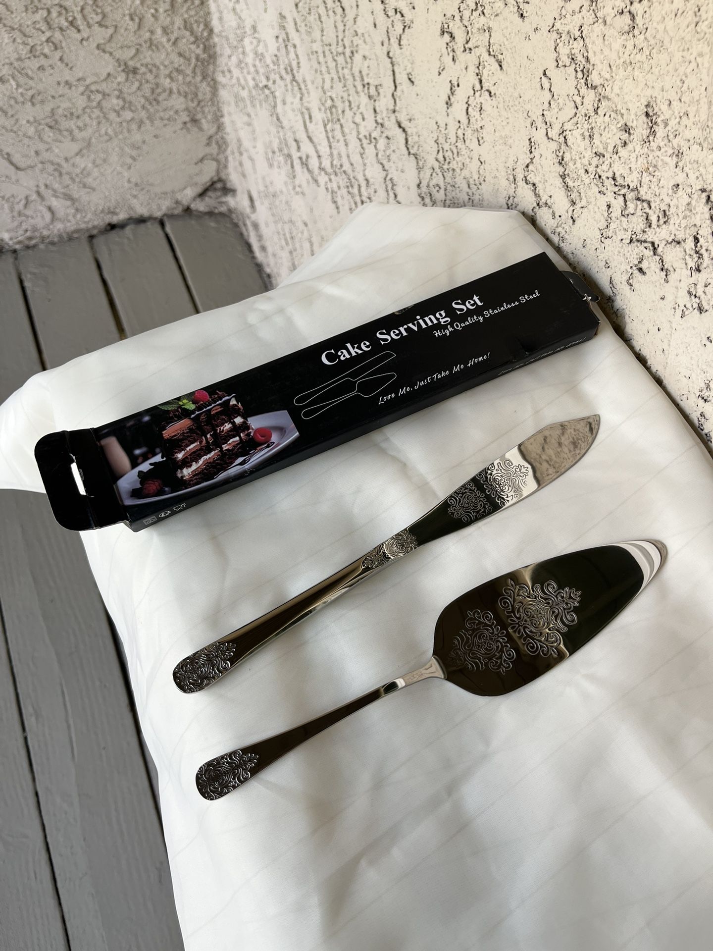 Wedding dessert table decor