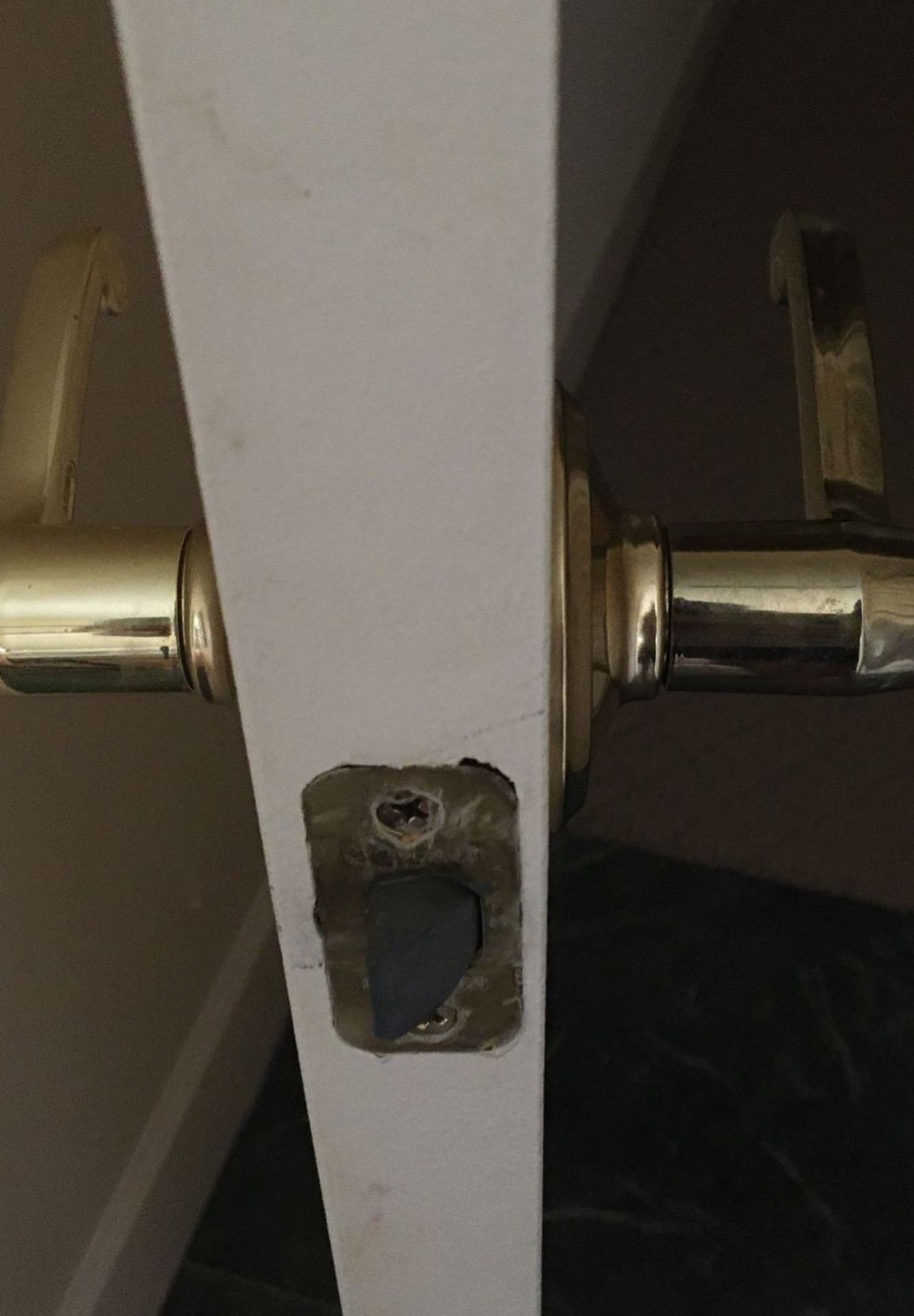 Schlage door handles ( passage/non-locking) Set of 7