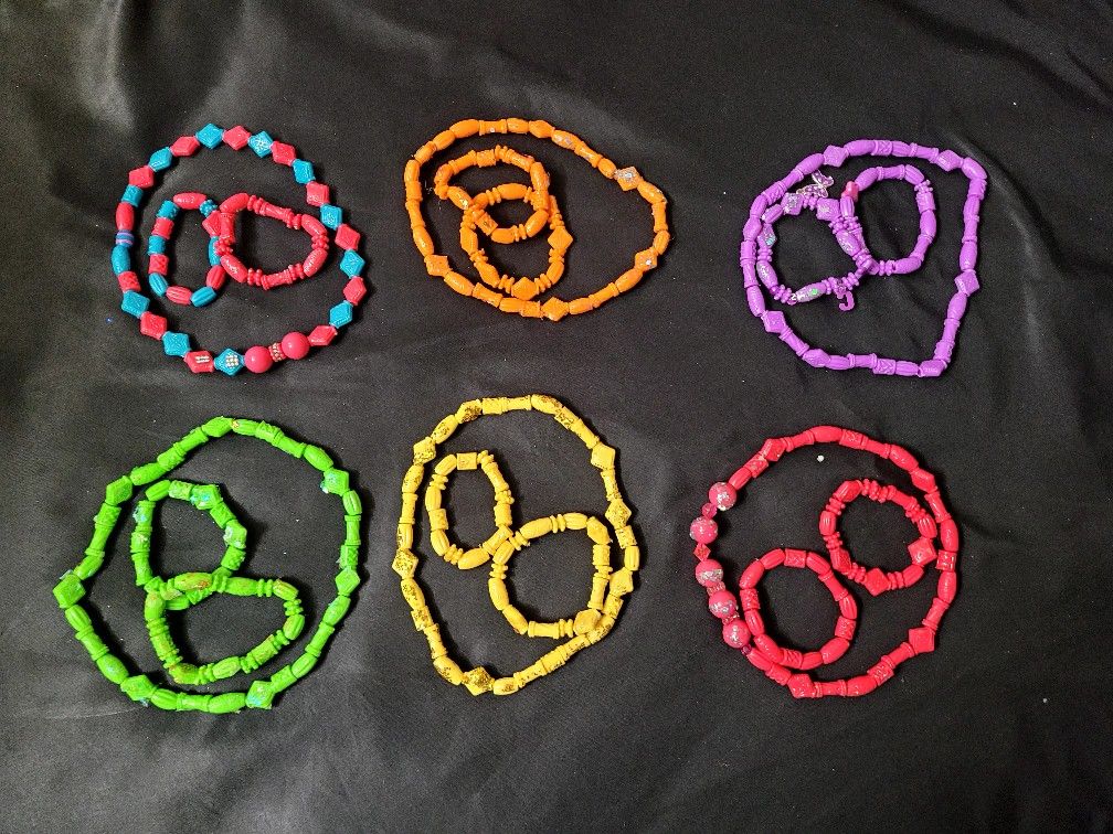 Necklace And Bracelet Set