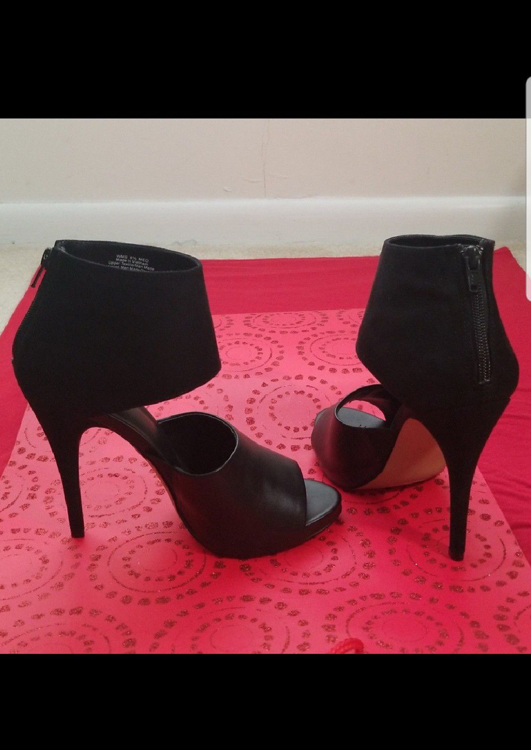 Apt 9 Apreelan Black Heels, size 8.5