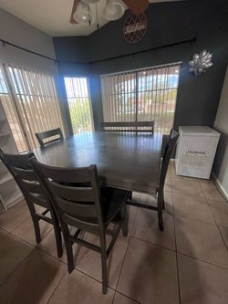 Dinning table